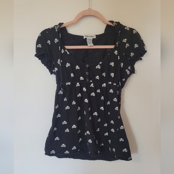 2000s hooded skull tee - Picture 2 of 4